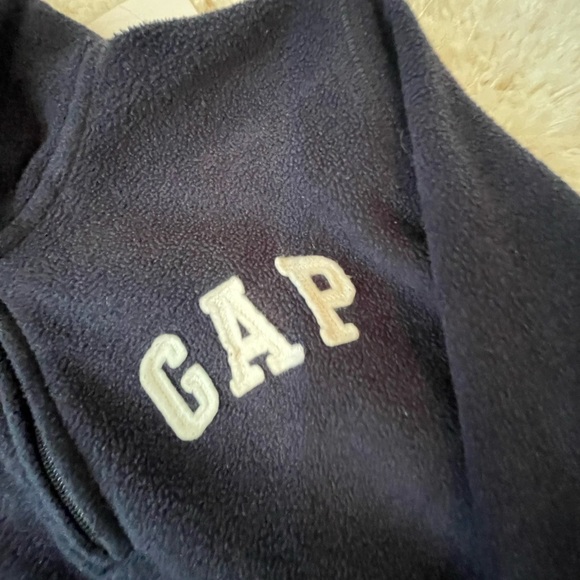 Gap Fleece Half Zip - Picture 2 of 3
